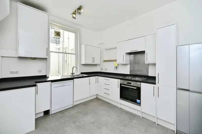 4 Bedroom House for Sale Near Brighton College