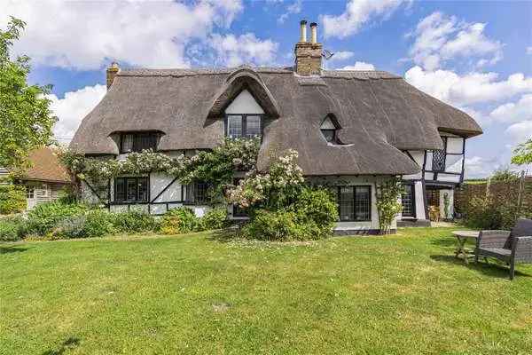 Holcombe Lane, Newington, Wallingford, Oxfordshire, OX10 7AJ | Property for sale | Savills