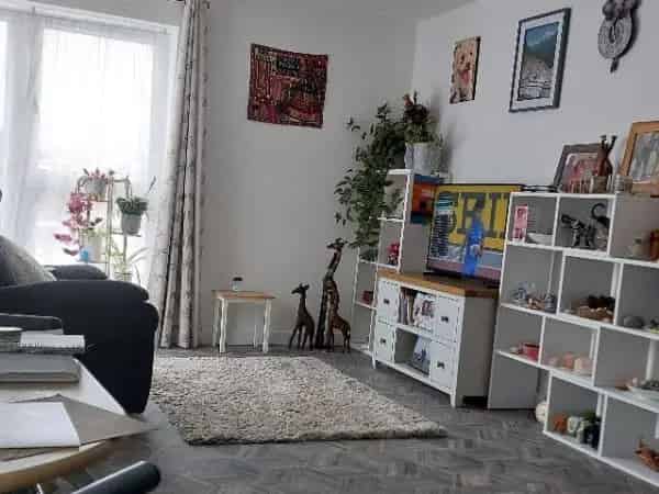 Spacious 2-Bed Flat Near Bristol Parkway Station