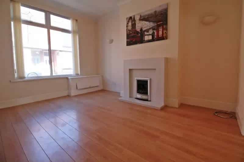 3 bedroom House
 To Rent