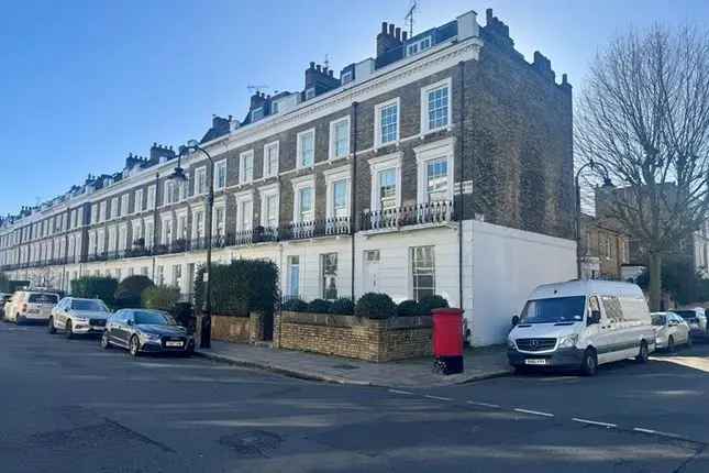 Terraced house to rent in Gloucester Avenue, Primrose Hill NW1