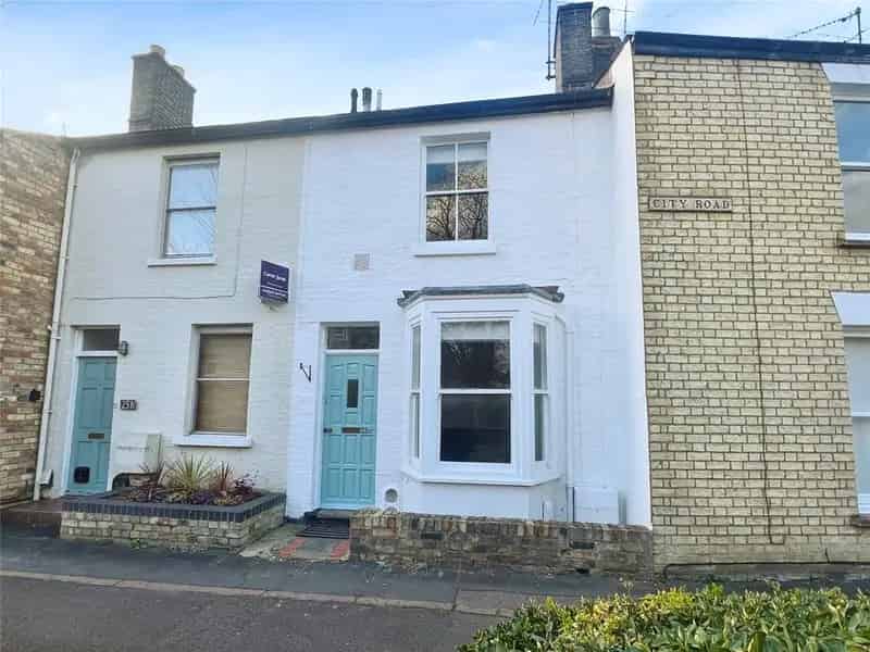 2 Bedroom Terraced House For Sale