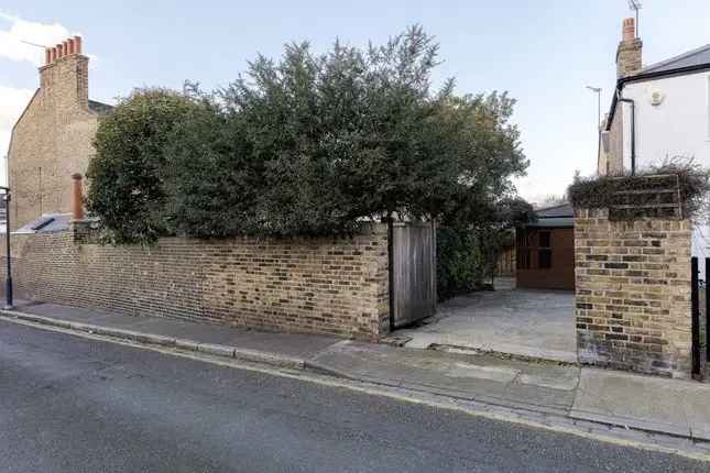Greenwich Period House For Sale Large Garden Modernisation Potential