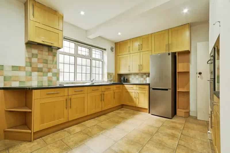 Spacious Detached Family Home Ready for Modernisation