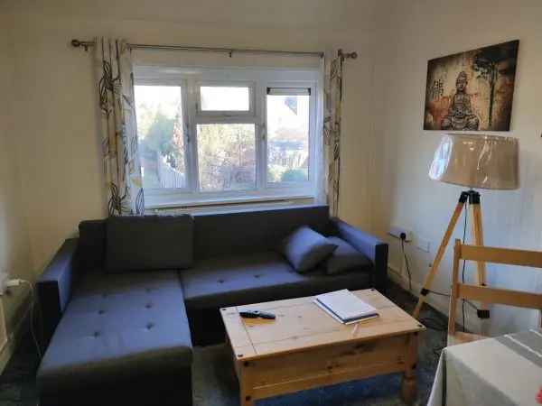 Flat For Rent in Birmingham, England