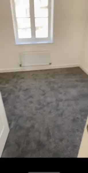 2 Bed Top Floor Maisonette Near Tesco