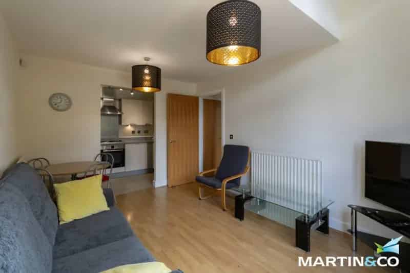 2 Bedroom Flat To Rent Available 25082025