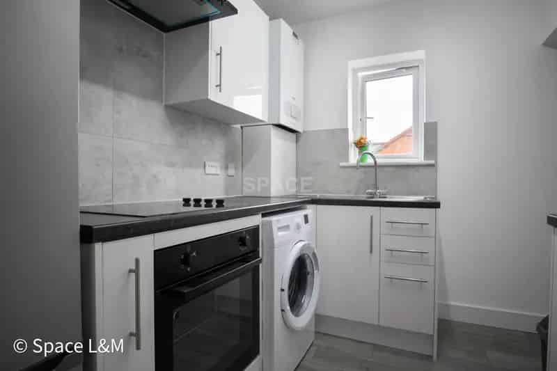 1 Bedroom Flat to Rent Earley High Standard Furnished