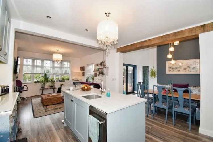 Four Bedroom Detached Home in Oadby