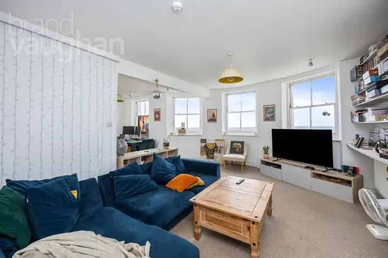 Seafront 2-Bedroom Apartment Kemptown Brighton Stunning Sea Views