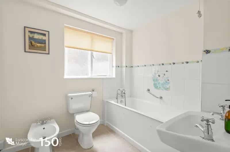 4 Bed House for Sale in Salcombe with Estuary Views