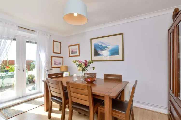 5 Bedroom Detached House for Sale in North Woodingdean