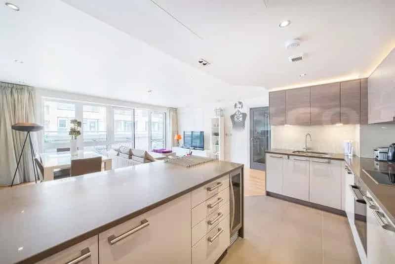 2 Bed Flat for Sale in Chelsea Creek