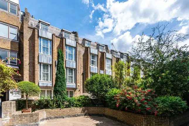 6 Bedroom House for Sale in South Lodge Knightsbridge SW7
