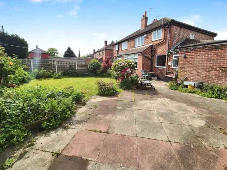 3 Bedroom Semi Detached House Manchester M18