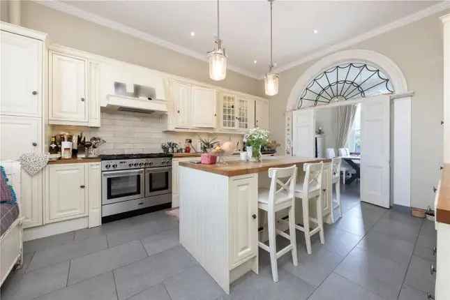 9 Bedroom Period House for Sale in West Putney