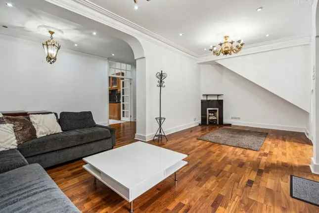 Mews house for sale in Elvaston Mews, South Kensington SW7