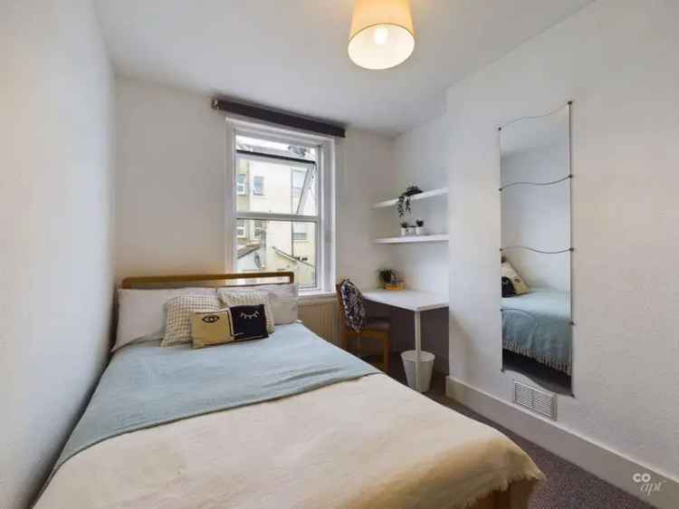 4 Bedroom House Near City Centre and University