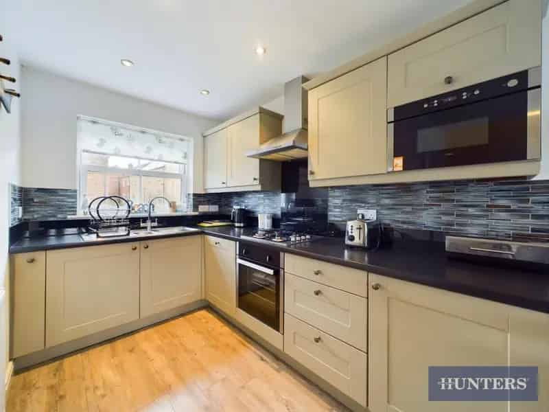 2 Bedroom House For Sale Near Filey Beach