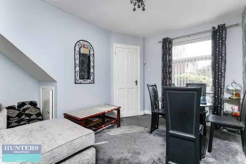 2 bedroom House
 For Sale 
Total Size: 536 SQ FT
