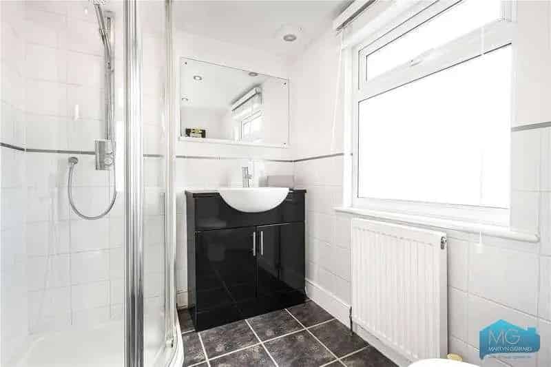 4 Bed House for Sale Near North Finchley High Road