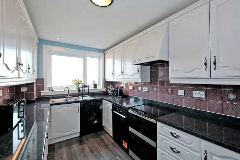 3 Bedroom House in Kincorth - Gas CH, DG, Modern Bathroom