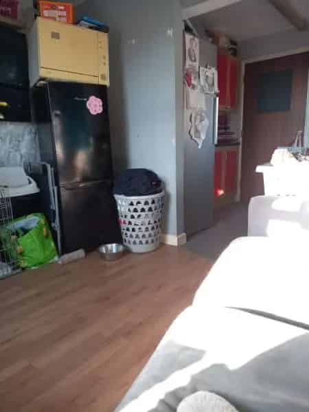 1 Bedroom Maisonette Near Communal Garden
