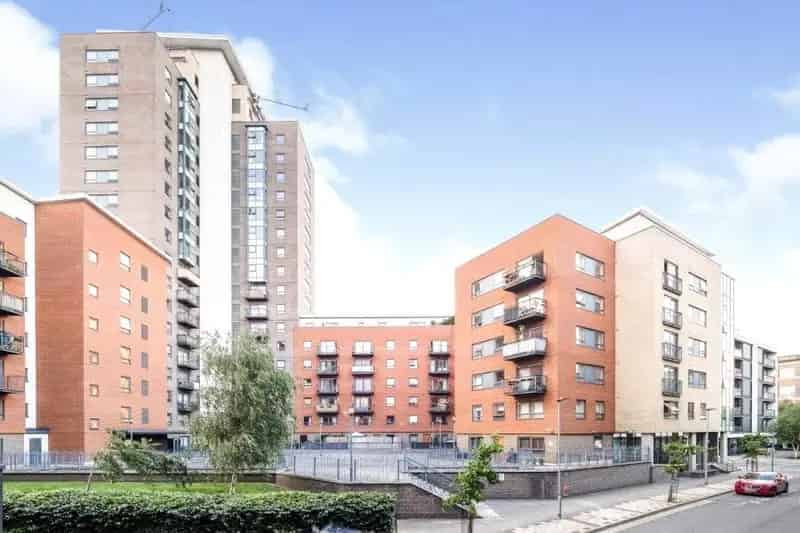 Spacious 2-Bed Apartment Stratford E15 Near Westfield