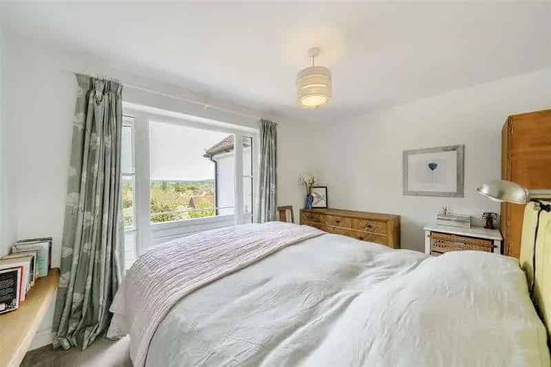 5 Bed House for Sale Arundel