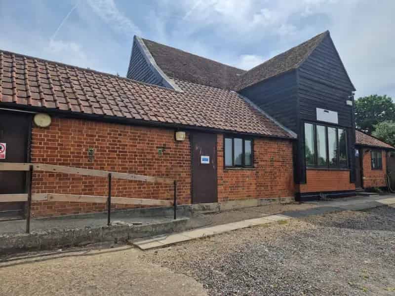 1433 Sqft Office Space to Let Mountnessing