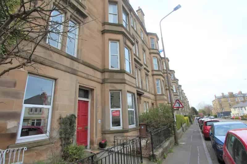 4 Bedroom Flat to Rent in Polwarth Edinburgh
