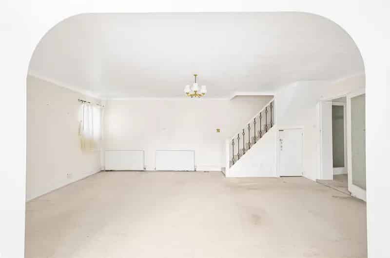 3 Bedroom Detached House for Sale in Rottingdean