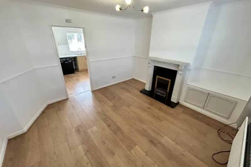 Three Bedroom House Brierley Hill Zero Deposit Available