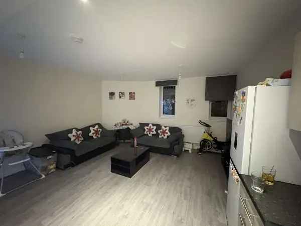 Flat For Rent in Folkestone and Hythe District, England