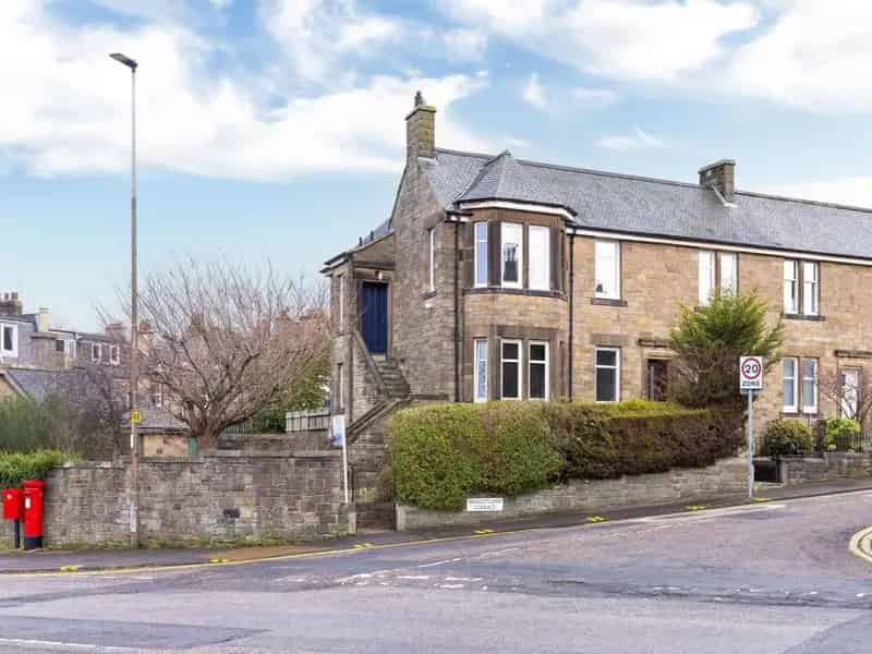 4 Bedroom Flat to Rent in Craiglockhart