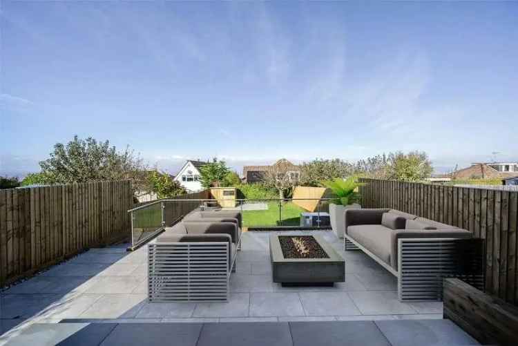 4 Bed Detached House for Sale