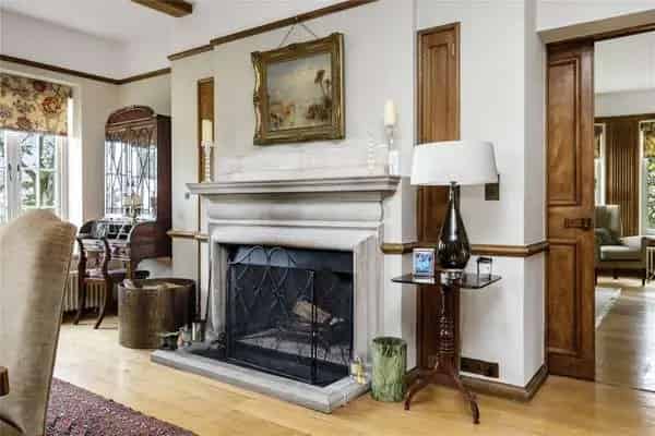 Elenge Plat Country House Substantial Family Home 256 Acres