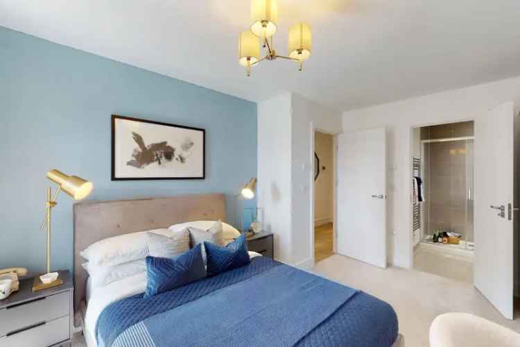 Two Bedroom Apartment with Balcony and Parking