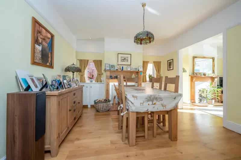 3 Bed House For Sale Huge Garden Garage Workshop