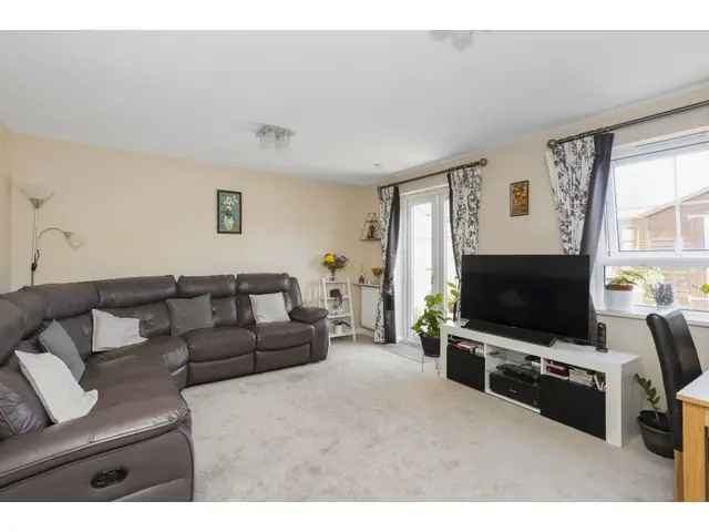 3 Bedroom End-Terraced House for Sale in Kirkliston