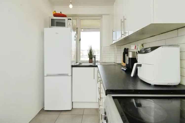 3 Bedroom Seafront Apartment for Sale