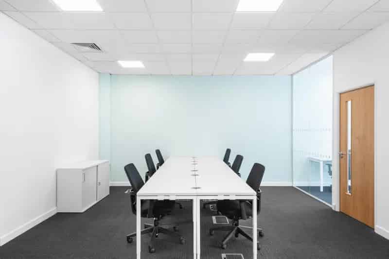Private Open-Plan Office Space for 49 Workstations