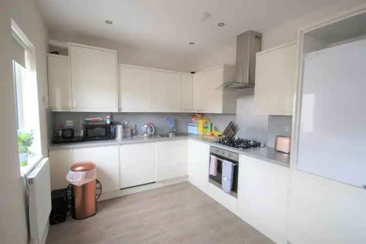 1 Bedroom Flat for Sale in East Grinstead