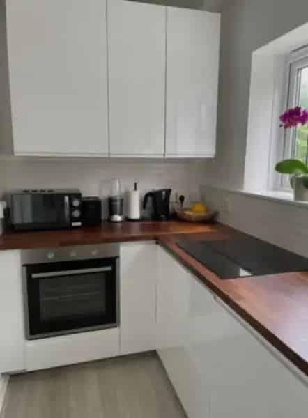 Newly Renovated Council Flat with Right to Buy Near Victoria Park