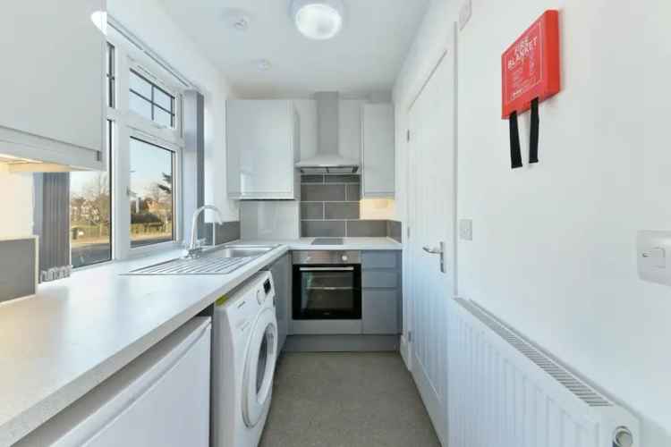 Studio Apartment near M4 & A4 - Close to Heathrow & Central London