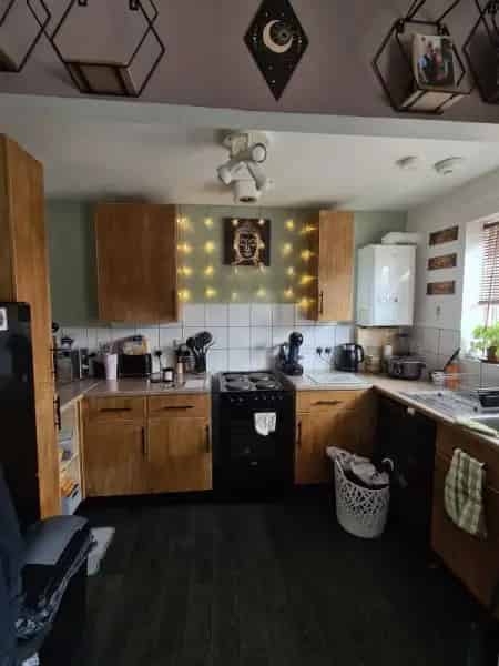 Spacious Apartment with New Carpet and Storage