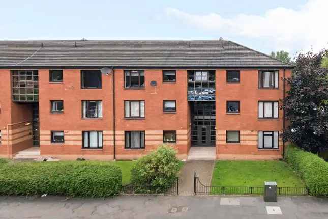 Flat to rent in Flemington Street, Springburn, Glasgow G21