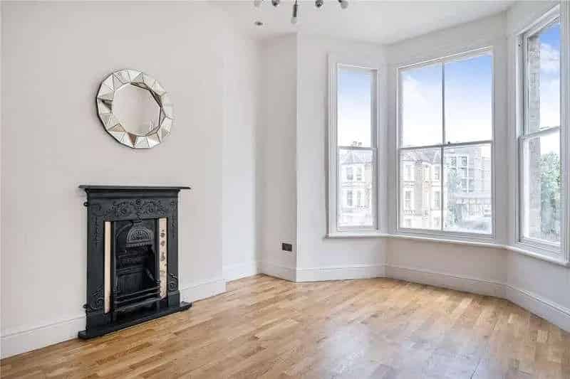 1 bed flat for sale