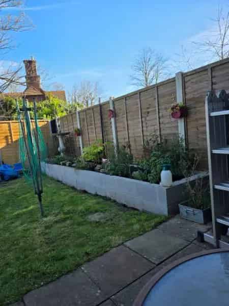 Ground Floor Flat with Garden and Ample Parking Near Amenities