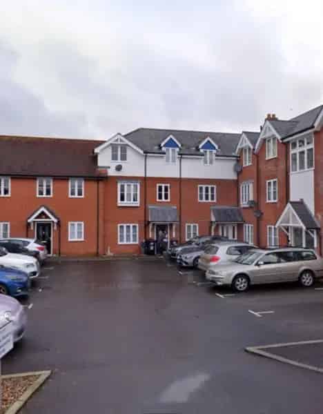 2 Bed 2nd Floor Flat near Stanpit Marsh Nature Reserve